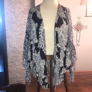 Flying Tomato short Kimono